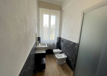 bagno hd - Appartamento Via Mario Campagnoli 7, Novara - foto 5