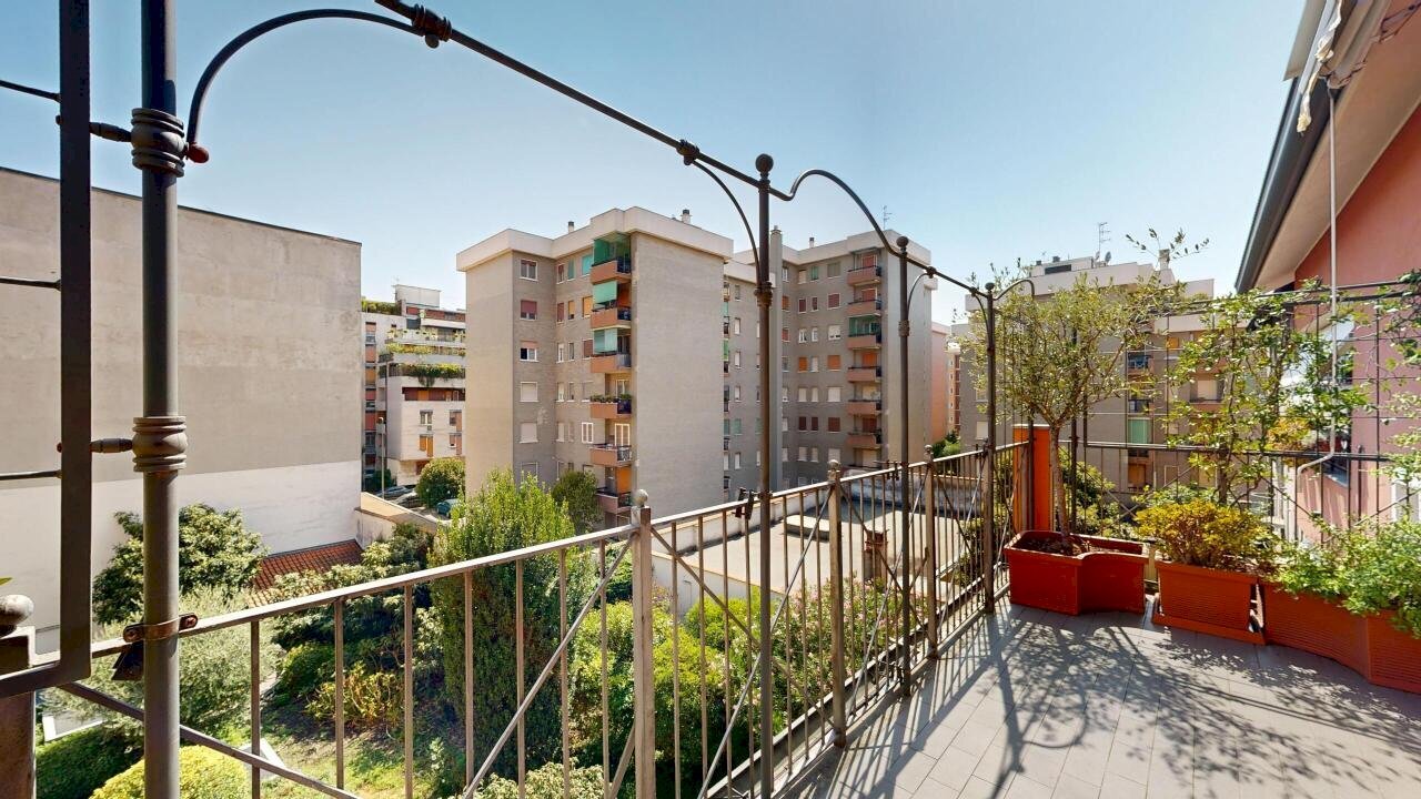Terrazzo - Quadrilocale Via Verbano 1, Milano - foto 2