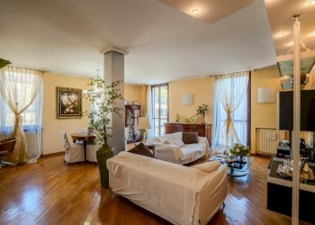 Soggiorno - Quadrilocale Via Verbano 1, Milano - foto 7