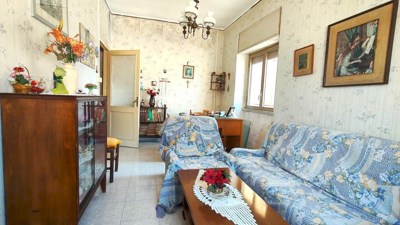 1 (2) - Three-room apartment Via Leopoldo Nobili 22, Catania (neighborhood Nesima) - photo 2