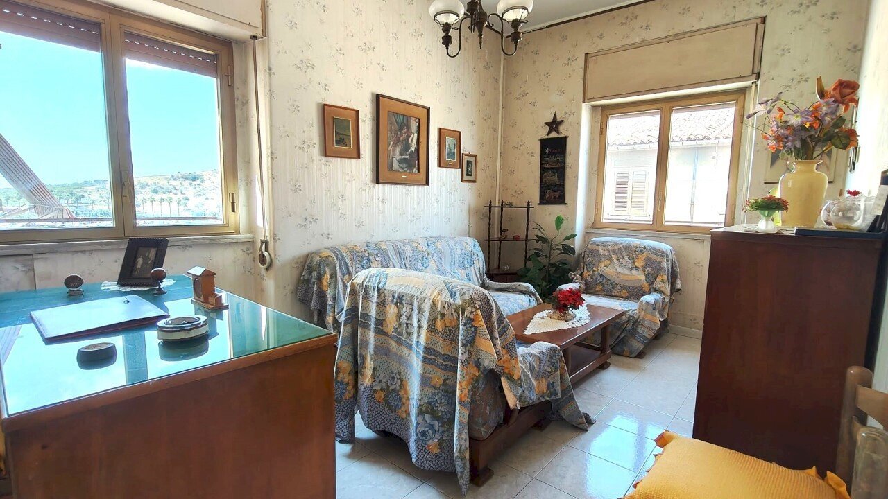 2 - Three-room apartment Via Leopoldo Nobili 22, Catania (neighborhood Nesima) - photo 3