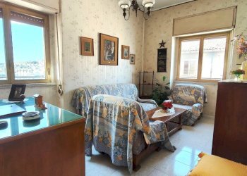 2 - Three-room apartment Via Leopoldo Nobili 22, Catania (neighborhood Nesima) - photo 3