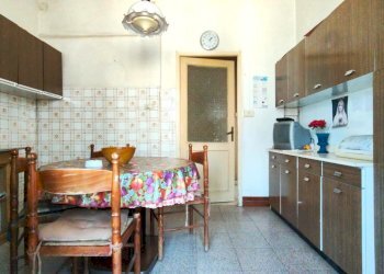 3 (5) - Three-room apartment Via Leopoldo Nobili 22, Catania (neighborhood Nesima) - photo 6