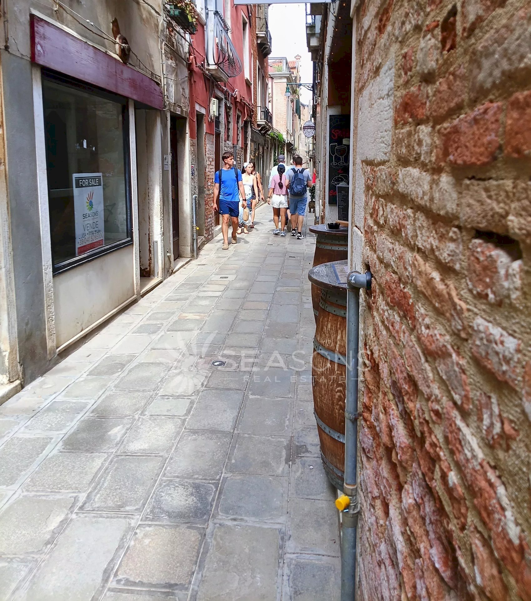 Shop Venezia (neighborhood Dorsoduro) - photo 2