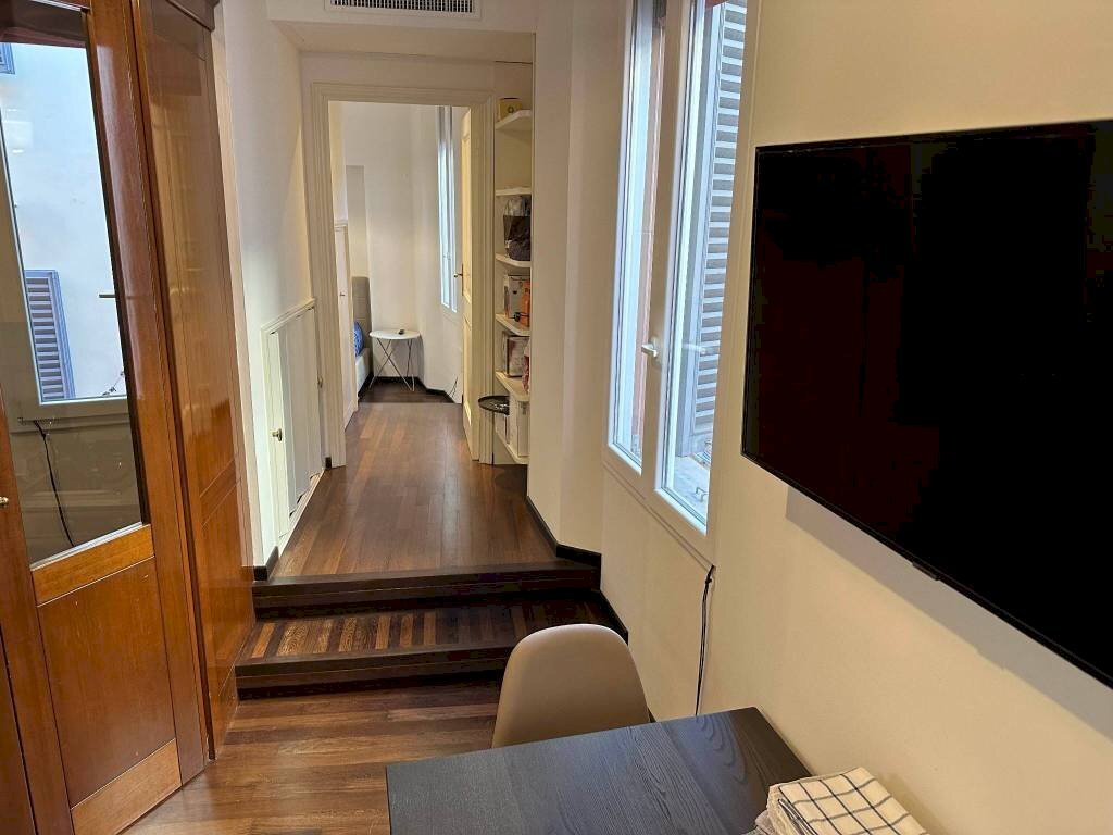 Two-room apartment strada Maggiore, Bologna (neighborhood Centro Storico) - photo 2