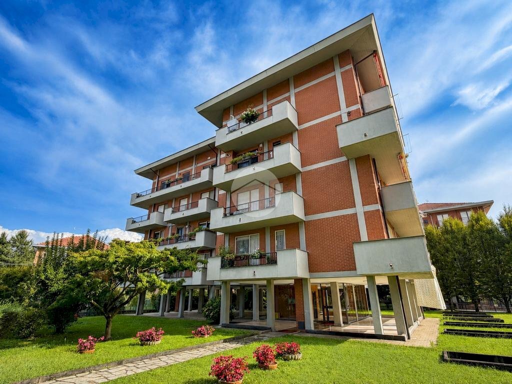 Four-room apartment Via Del Porto, San Mauro Torinese - photo 2