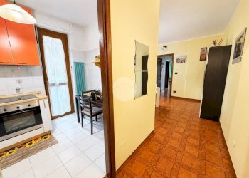 Four-room apartment Via Del Porto, San Mauro Torinese - photo 9
