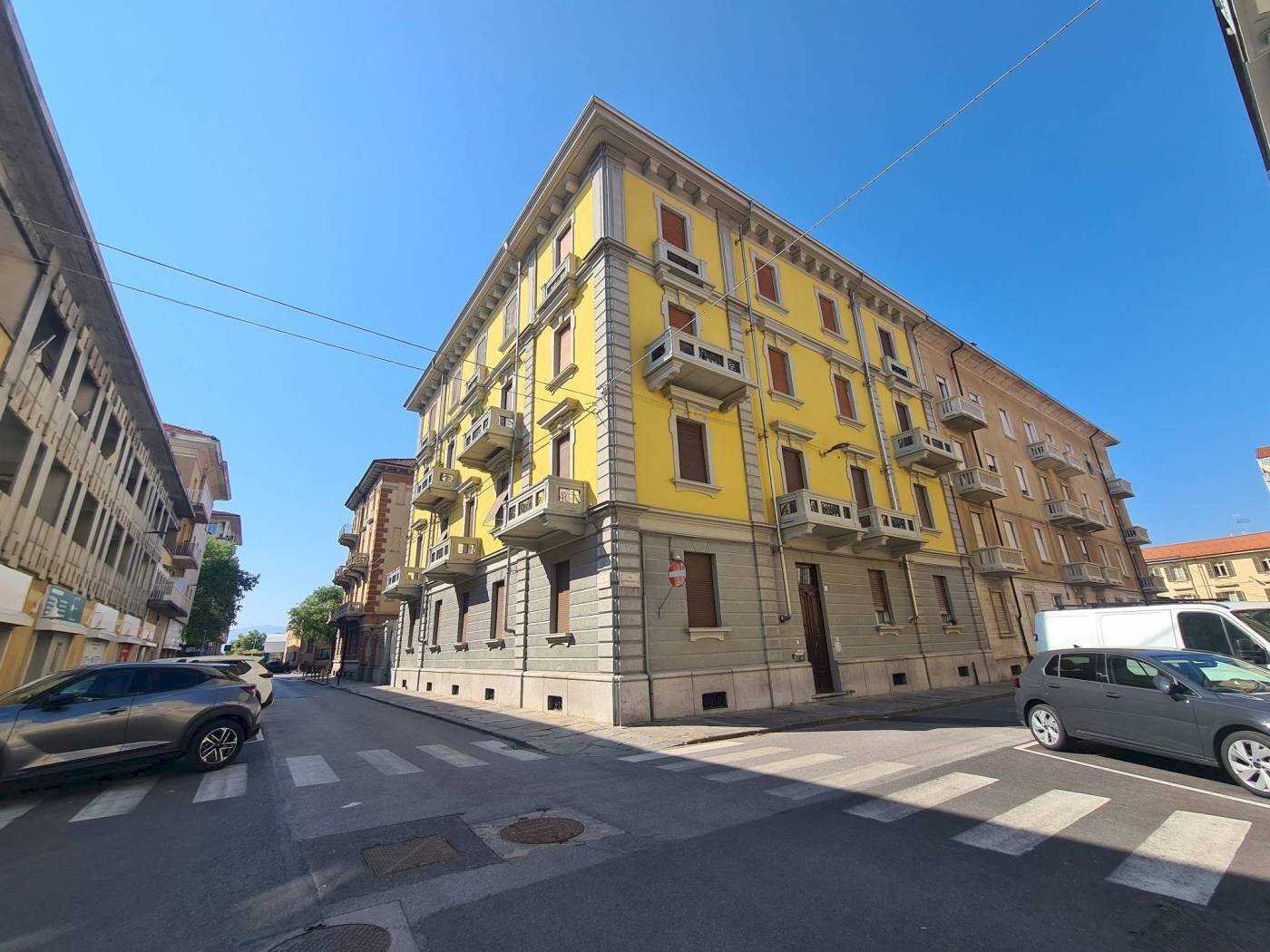Three-room apartment Cuneo (neighborhood Centro) - photo 1