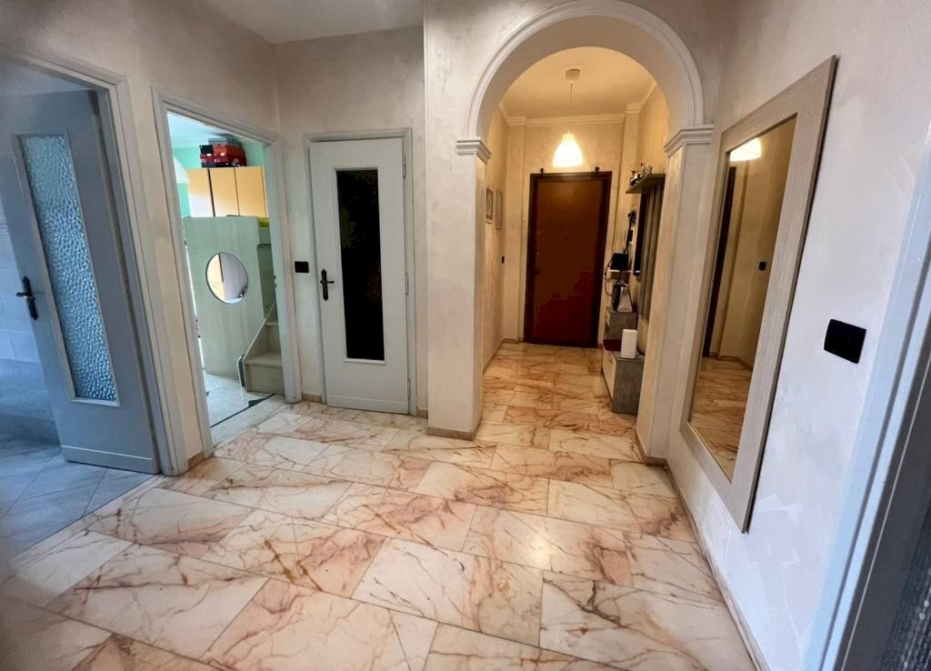 Four-room apartment Pinerolo - photo 2