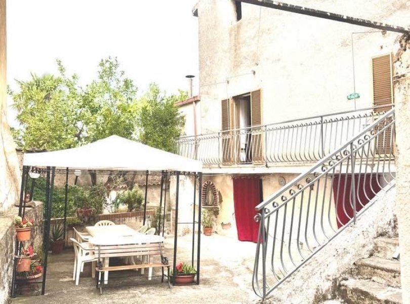 Casa indipendente Sessa Aurunca - foto 1