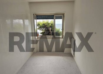 Two-room apartment Aurelia Levante, 11 
 Ospedaletti, Ospedaletti - photo 13