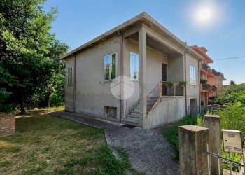 Villa Via Ospedale, Saludecio - photo 1