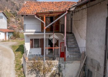 Three-room apartment Via vecchia della valle, Revello - photo 4