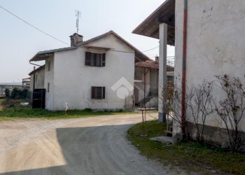 Three-room apartment Via vecchia della valle, Revello - photo 18