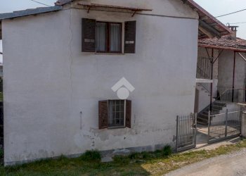 Three-room apartment Via vecchia della valle, Revello - photo 23
