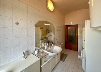 Two-room apartment 42017 Novellara RE, Novellara - photo 17