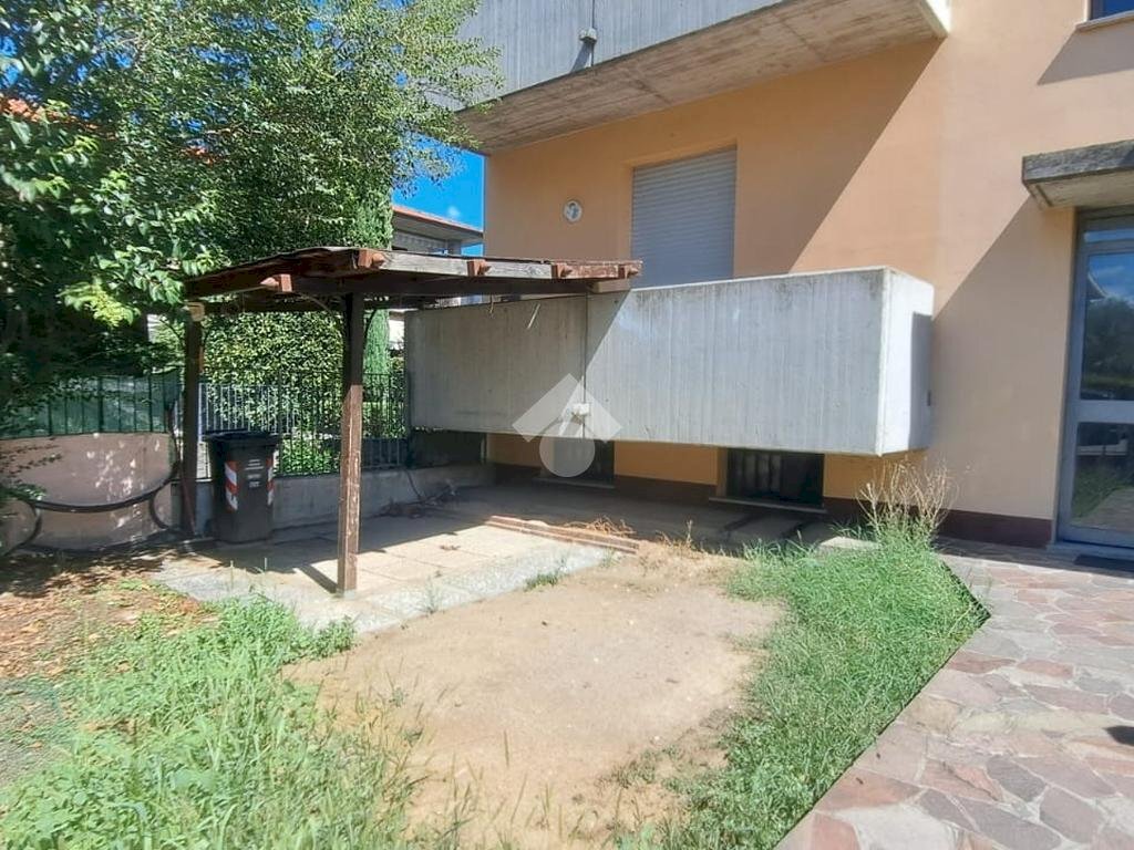 Three-room apartment Via Raffaello, Medesano - photo 3
