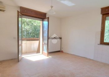 Three-room apartment Via Raffaello, Medesano - photo 7