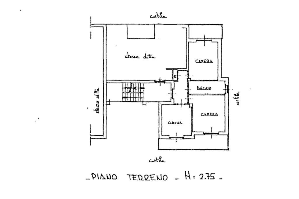 Three-room apartment Int. Strada Genova, Moncalieri - floor plans 1