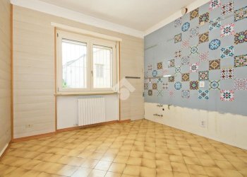 Three-room apartment Int. Strada Genova, Moncalieri - photo 3