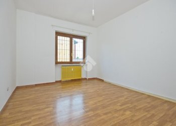 Three-room apartment Int. Strada Genova, Moncalieri - photo 7