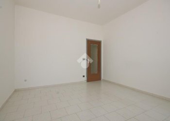Three-room apartment Int. Strada Genova, Moncalieri - photo 15