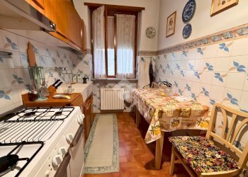 Three-room apartment Strada Cenasco, Moncalieri - photo 15