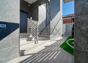 Scale - One-room apartment Via Monte Ceneri
6, Rho - photo 4
