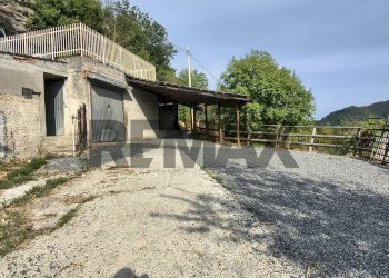 Casa all\'aperto - Casa indipendente Località Gorrette
 
2, Millesimo - foto 2