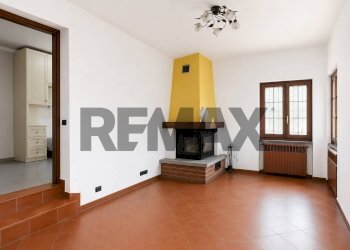 Soggiorno - Casa indipendente Località Gorrette
 
2, Millesimo - foto 4