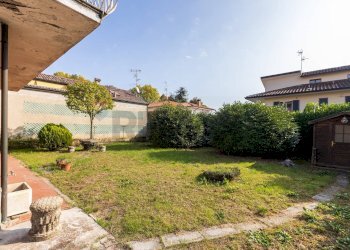 Giardino - Casa semi indipendente Via Giacomo Puccini
7, Busseto - foto 6