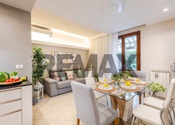 Sala da pranzo - Three-room apartment via SS Annunziata
 
38, Lucca - photo 17