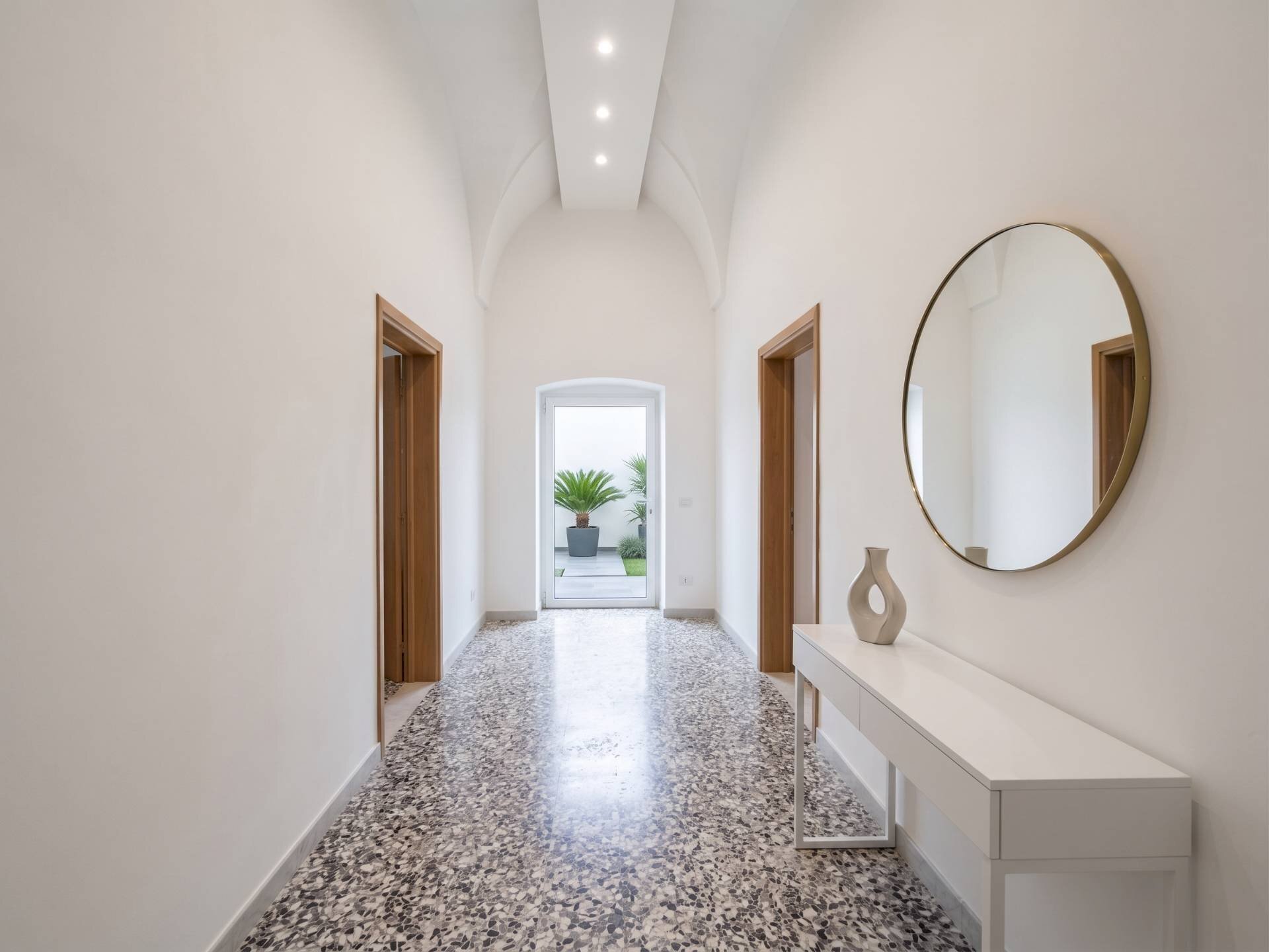 Foto 1 - Casa indipendente Via Viti
 
12, Morciano di Leuca - foto 1