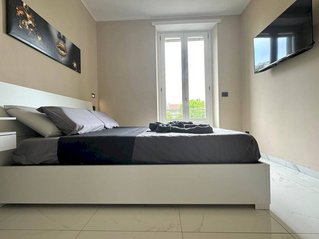 Camera da letto - Bilocale corso Spezia, 19, Torino (zona Lingotto) - foto 3