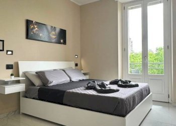 Camera da letto - Bilocale corso Spezia, 19, Torino (zona Lingotto) - foto 2
