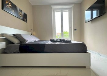 Camera da letto - Bilocale corso Spezia, 19, Torino (zona Lingotto) - foto 3