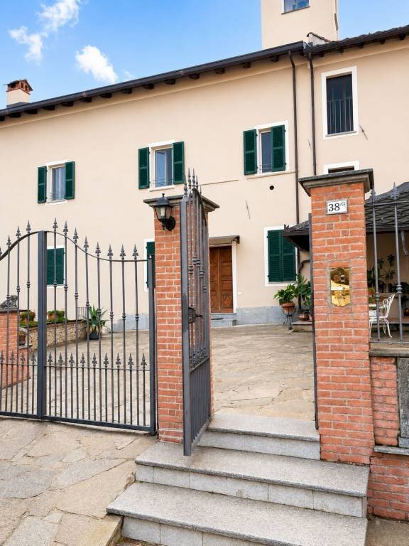 Facciata - Two-room apartment via Torre Frati, hamlet Madonna Delle Grazie, Cuneo - photo 2