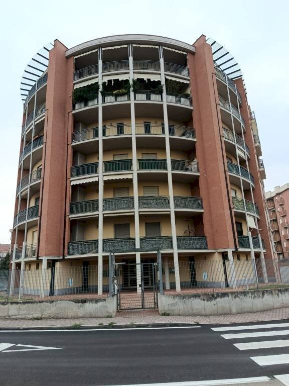 Facciata - Bilocale via Giovanni Gerbi, 39, Asti - foto 2