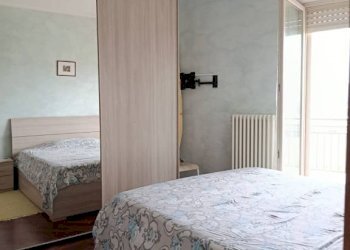 Camera da letto - Bilocale via Giovanni Gerbi, 39, Asti - foto 28