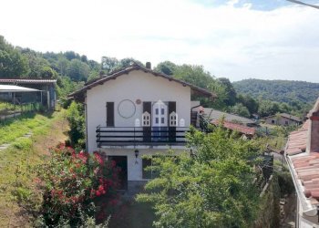 Terreno - Casa indipendente via della Chiesa, 5, Val di Chy - foto 1