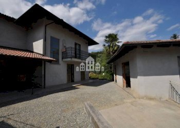 Facciata - Casa indipendente via Bertolero, 16, Borgiallo - foto 34