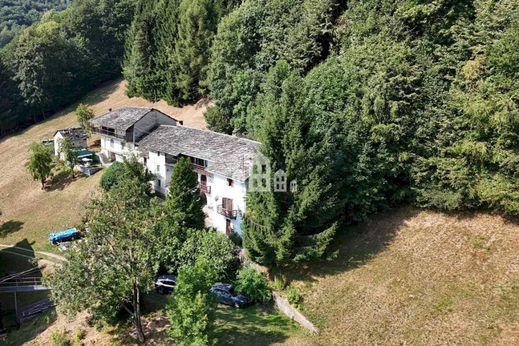Vista - Casa indipendente via della chiesa, 17, Valchiusa - foto 2