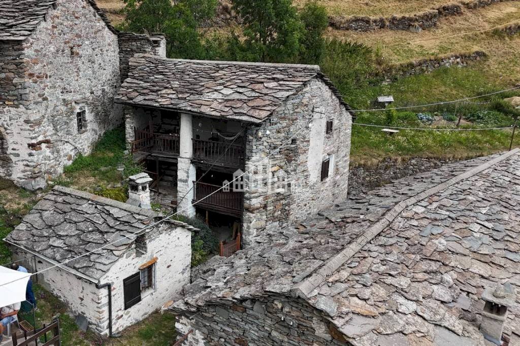 Terreno - Independent house Località Succinto, snc, Traversella - photo 2