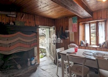 Veranda - Independent house Località Succinto, snc, Traversella - photo 7