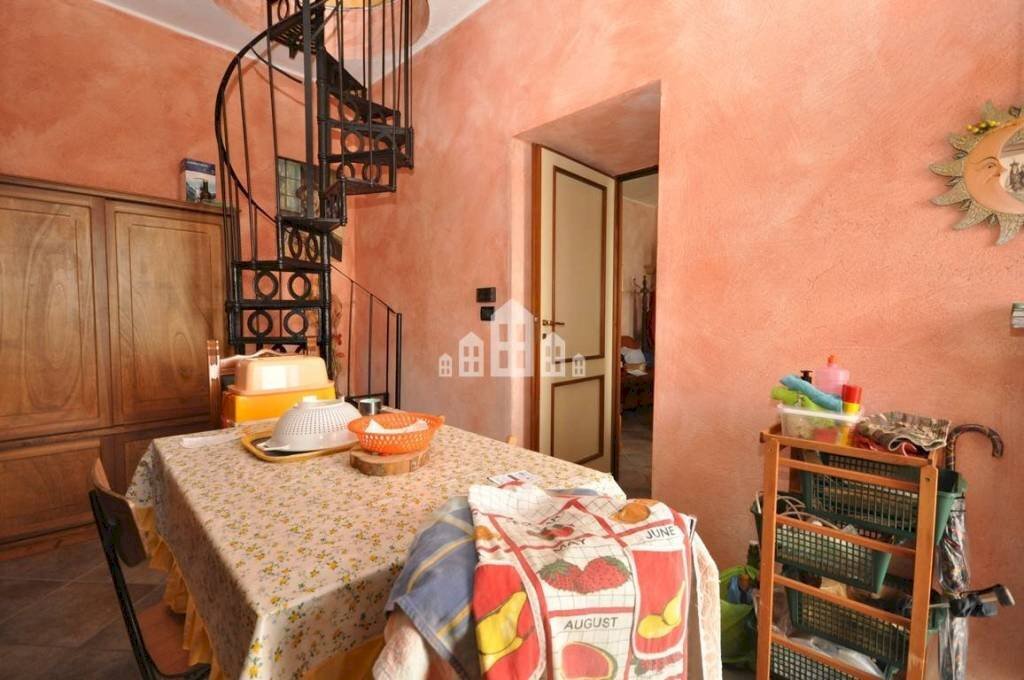 Cucina - Independent house Località Ronchi Inferiore, 21, Cuorgnè - photo 3