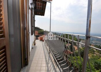 Terrazzo - Casa indipendente Località Ronchi Inferiore, 21, Cuorgnè - foto 7