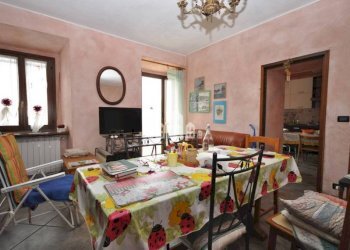Salone - Casa indipendente Località Ronchi Inferiore, 21, Cuorgnè - foto 8