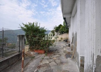 Giardino - Casa indipendente Località Ronchi Inferiore, 21, Cuorgnè - foto 24