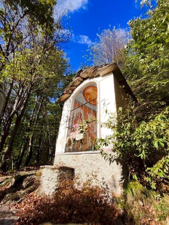 Facciata - Casa indipendente piazzale della Chiesa, Beura-Cardezza - foto 1