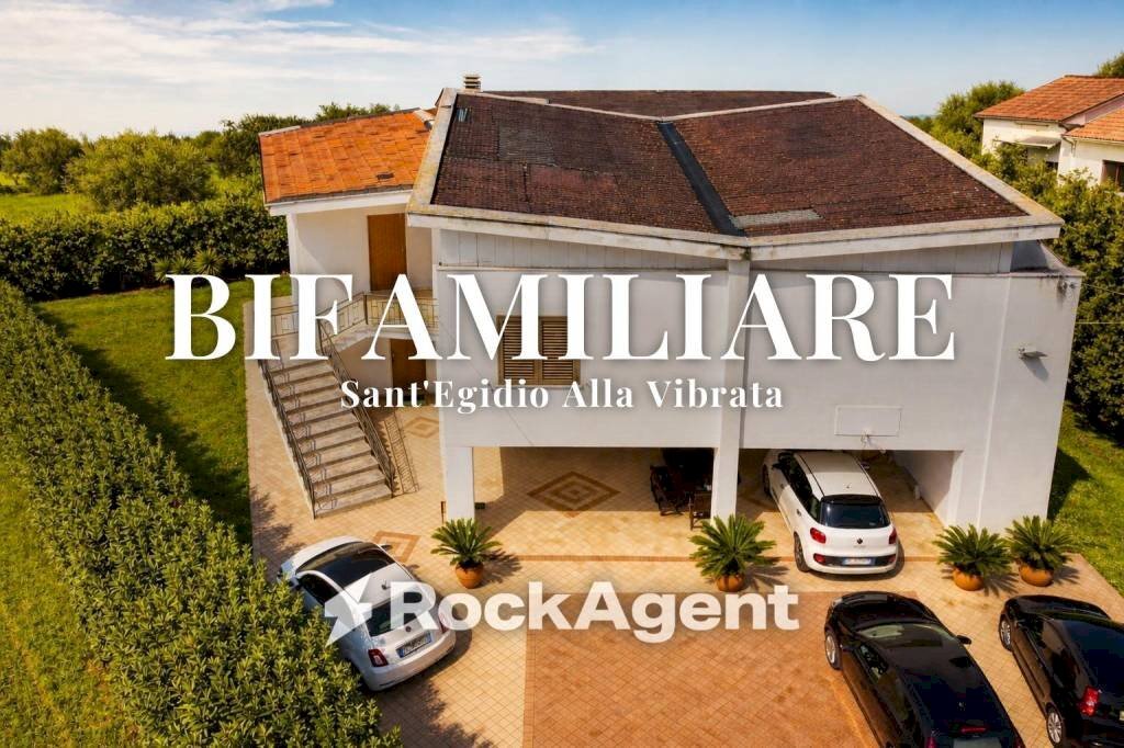 Facciata - Villa via Indipendenza, 76, Sant'Egidio alla Vibrata - photo 1
